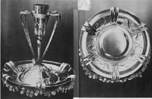 Pokal mit Nymphen- und Schwanenmotiv