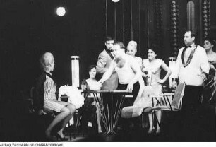 Operettentheater, Aufführung, 1946