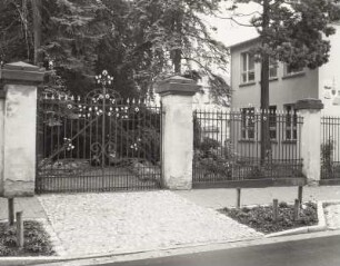 Einfriedung