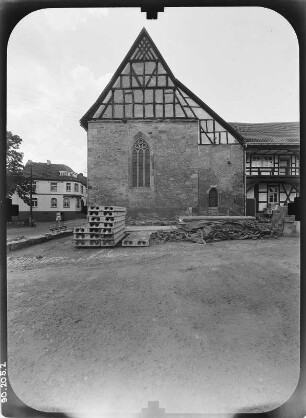 Großburschla (Treffurt-Großburschla). Pfarrkirche (Baubeginn um 1130). Teilansicht von Osten