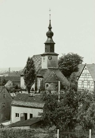 Gleisberg (Kreis Döbeln). Dorfkirche. Außenansicht von Südosten