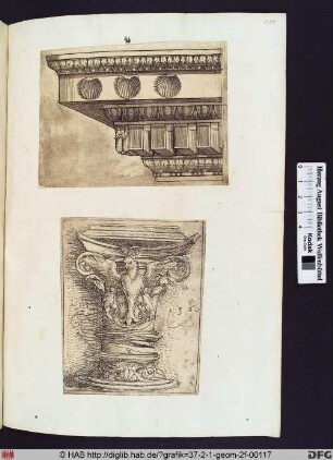 Korinthisches Adlerkapitell mit Basis.