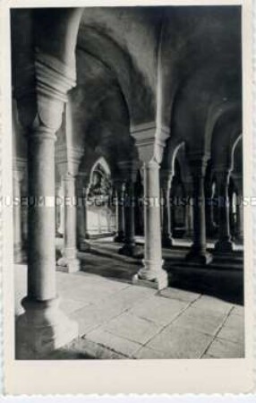 Ansicht der Krypta im Dom zu Gurk (Kärnten)