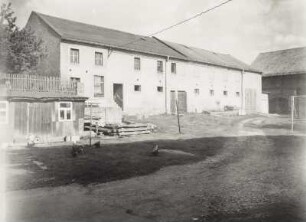 Brabschütz-Podemus, Hauptstraße 7. Bauernhof (bez. 1804). Seitengebäude