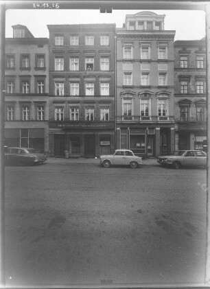 Görlitz-Altstadt, Elisabethstraße 4/5. Wohnhäuser mit Läden (um 1850 [Nr. 5]). Straßenfront