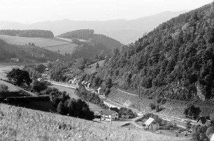 Blick in das untere Höllental bei Buchenbach