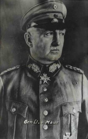 Heinrich von Maur, Generalleutnant in Uniform, Mütze und Orden, Brustbild in Halbprofil
