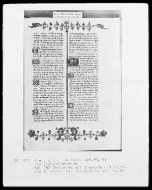 Franziskanisches Brevier — Initiale Q, darin die heiligen Johannes und Paulus, Folio 252recto