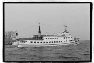 Fehmarn I ex Münsterland -76 (1964), Seetouristik, Lübeck