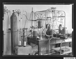 Gasapparatur, Foto 1960