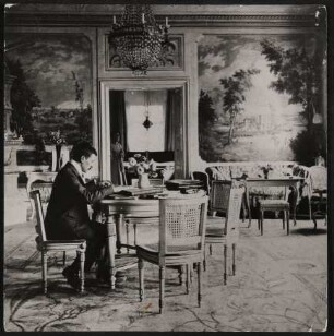 Hofmannsthal im Salon in Rodaun