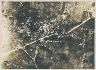 Foto von der Beschießung der Batterien 170 und 115 bei Makowa, Ukraine (Luftbild)