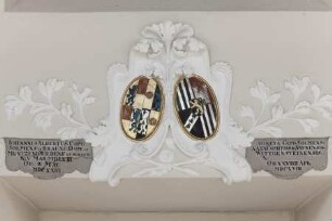 Wappenpaare in Kartuschen — Wappen des Grafen Johann Albrecht I. zu Solms-Braunfels (1563-1623) und seiner Ehefrau Agnes zu Sayn-Wittgenstein (1569-1617)
