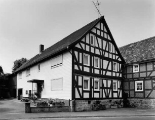 Fachwerkwohnhaus; Alsfeld, Berfaer Straße 29