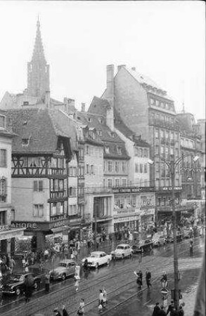 Straßburg: Parkplatz am Place Kleber