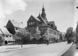 Schlettau. Rathaus. Straßenansicht