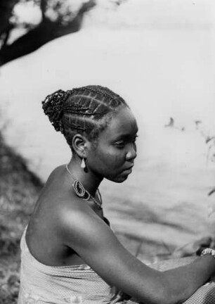Jeune-fille Bacongo