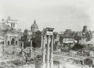 Rom. Forum Romanum mit Tempelruine (Säulen des Dioskurentempels)