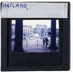 Mailand, Galleria Vittorio Emanuele II,Mailand, Piazza del Duomo,Mailand, Rosa, Denkmal Vittorio Emanuele II