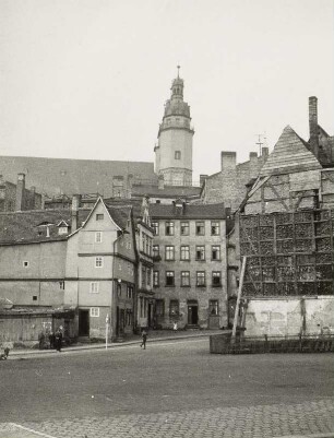 Halle (Saale), Trödel, Straßenansicht gegen Osttürme der Marktkirche