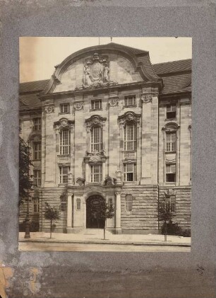 Oberlandesgericht, Düsseldorf: Mittelrisalit