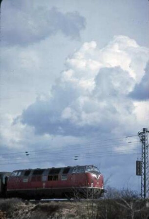 Gäubahn Stuttgart Nord Lok 221 124 DC 481