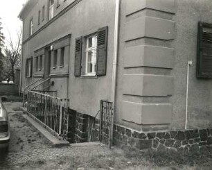 Wurzen, Eduard-Schulze-Straße 4. Wohnhaus einer Wohnsiedlung (um 1925). Kellerzugang