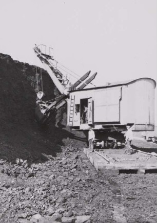 Löffelbagger (im Tagebau Türchau oder Seitendorf)