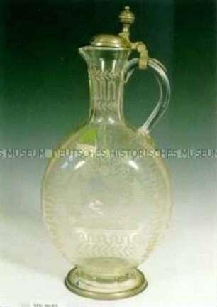 Kanne mit Zinnmontierung und Schliff: 1734 und florale Ornamente