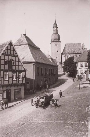 Arnsberg, Alter Markt : Arnsberg. Alter Markt. Blick nach Südosten zur Propsteikirche