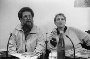 Berlin-Mitte : In Berlin-Mitte, Brecht-Haus, Richard Pietraß und Barbara Struzyk