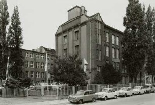 VEB Möbelstoff- und Plüschwerk