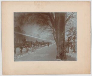 Thiersch, Friedrich von; Wiesbaden; Kurhaus - Straße mit Kutschen