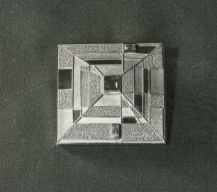 Brosche von Elisabeth Treskow