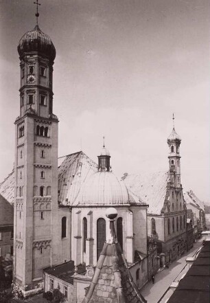 Augsburg, Evangelische Heilig-Kreuz-Kirche : Augsburg. Evangelische Heilig-Kreuz-Kirche. Ansicht von Süden