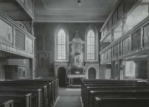 Lausa, Dorfkirche, Inneres, Blick zum Kanzelaltar