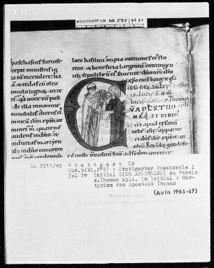 Stuttgarter Passionale — Pars hiemalis (erster Band) — Initiale C (um apostolus), darin Martyrium des Apostels Thomas, Folio 7verso
