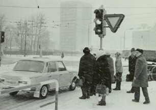 Dresden, nahe Wiener Platz, Straßenübergang