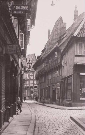 Braunschweig, Meinhardshof : Braunschweig. Meinhardshof. Blick nach Norden zur Ecke Küchenstraße