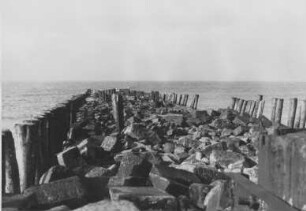 Beschädigte Buhne auf Borkum (3)