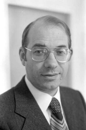 BNN-Interview mit dem Leiter der Stadtbibliothek Karlsruhe Dr. Heinz Schmitt