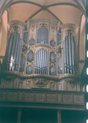 Orgel von Gottlieb Scholtze (1777; 1842 Gehäuseumbau; 1860 Umbau durch F. H. Lütkemüller, 1951/1965 Disposition von A. Schuke). Havelberg, Dom St. Marien