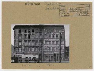 Straßenansicht. Berlin, Friedrichshain, Fruchtstraße 75-76 (heute Straße der Pariser Kommune)