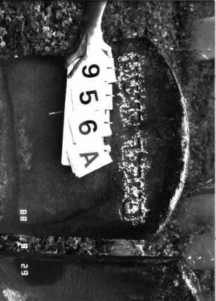 Grabstein 956 (Index: 100099143) Maße HxBxT: 68x58x10 cm: Grabstein 956A