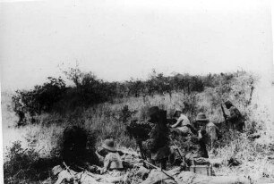 Maschinengewehr in Stellung