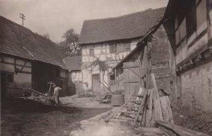 bei Bergzabern. Fachwerk. Bauernhof
