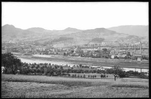 Rosawitz b. Bodenbach. Blick über die Elbe, rechts Bergmann-Elektrizitätswerke