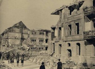 Zerstörungen Zweiter Weltkrieg. Körnerstraße - Ostseite