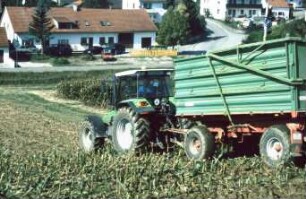 Fotografie: Transportgerät, Zweiachsanhänger