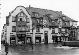 Wohn- und Geschäftshaus; Bad Homburg, Louisenstraße 19